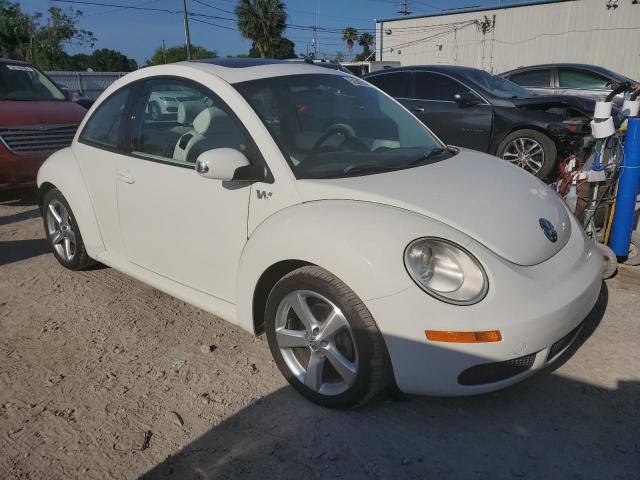 3VWFW31C88M522156 - 2008 VOLKSWAGEN NEW BEETLE TRIPLE WHITE WHITE photo 4