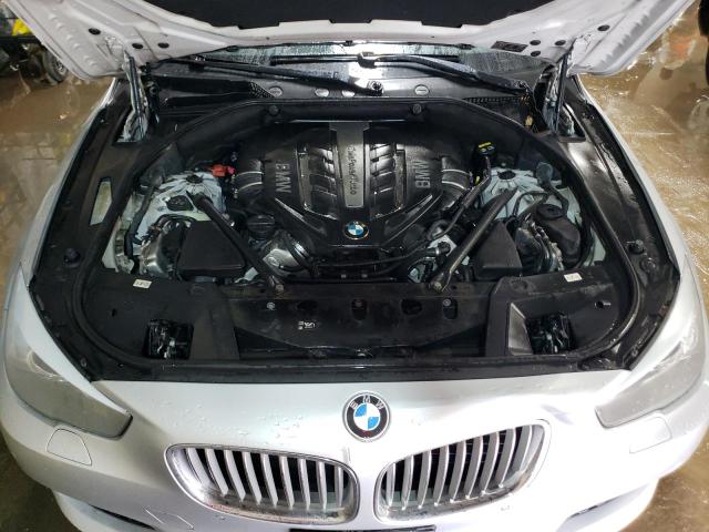WBA5M0C54GD085250 - 2016 BMW 550 XIGT SILVER photo 11