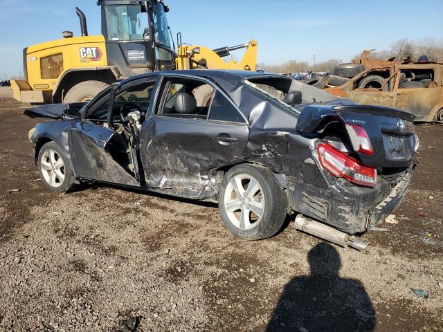 4T1BF3EK2AU063917 - 2010 TOYOTA CAMRY BASE GRAY photo 2