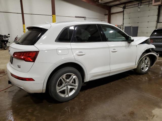 WA1ANAFY9J2072114 - 2018 AUDI Q5 PREMIUM WHITE photo 3