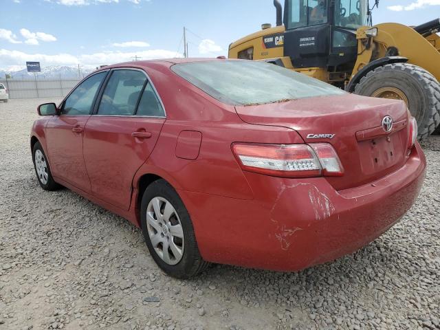 4T1BF3EK2BU589238 - 2011 TOYOTA CAMRY BASE RED photo 2