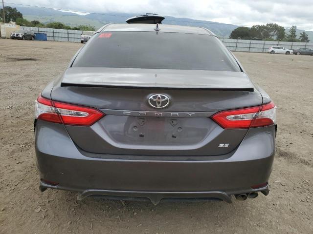 4T1G11AK8LU896185 - 2020 TOYOTA CAMRY SE CHARCOAL photo 6