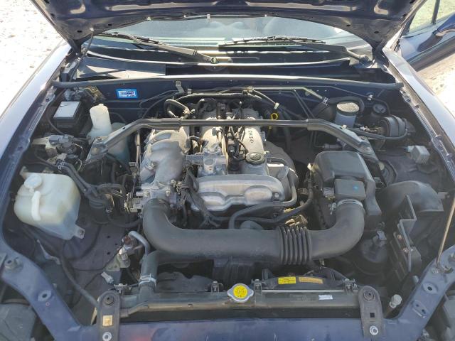 JM1NB353720231873 - 2002 MAZDA MX-5 MIATA BASE BLUE photo 11