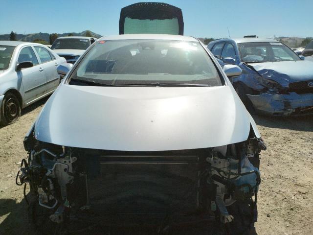 JTDKARFPXK3106987 - 2019 TOYOTA PRIUS PRIM 银色 照片 5