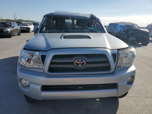5TETU4GN9AZ741839 - 2010 TOYOTA TACOMA PRERUNNER ACCESS CAB SILVER photo 5