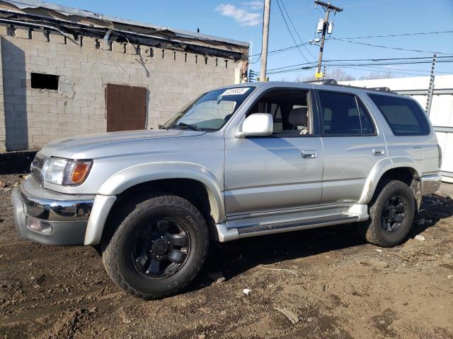 2000 TOYOTA 4RUNNER SR5, null
