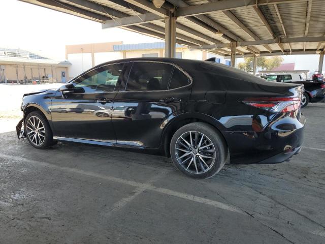 4T1F31AK1PU619115 - 2023 TOYOTA CAMRY XLE BLACK photo 2