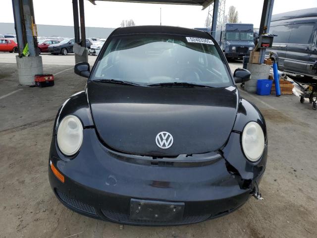 3VWPG3AG8AM036554 - 2010 VOLKSWAGEN NEW BEETLE Schwarz Foto 5