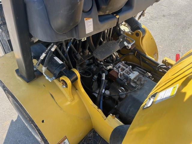 A390V06772S - 2018 YALE FORKLIFT YELLOW photo 5