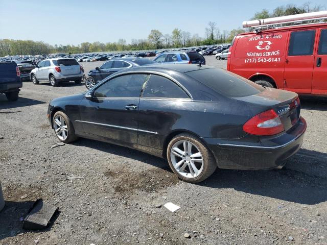 WDBTJ56H28F257303 - 2008 MERCEDES-BENZ CLK 350 BLACK photo 2