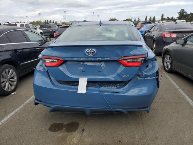4T1G11AK9PU135400 - 2023 TOYOTA CAMRY SE NIGHT SHADE BLUE photo 6