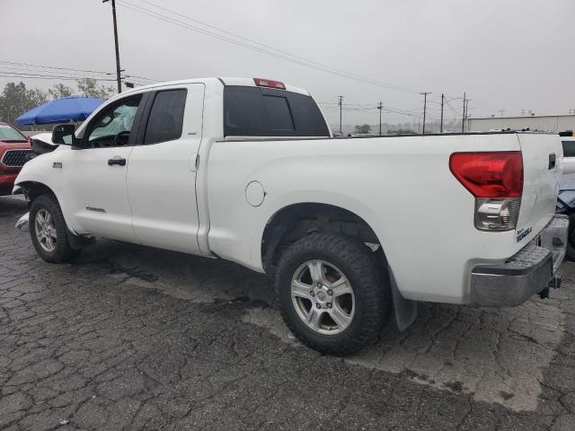 5TFBT54147X004442 - 2007 TOYOTA TUNDRA DOUBLE CAB SR5 WHITE photo 2