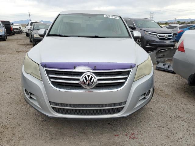 WVGAV75N89W521573 - 2009 VOLKSWAGEN TIGUAN S SILVER photo 5