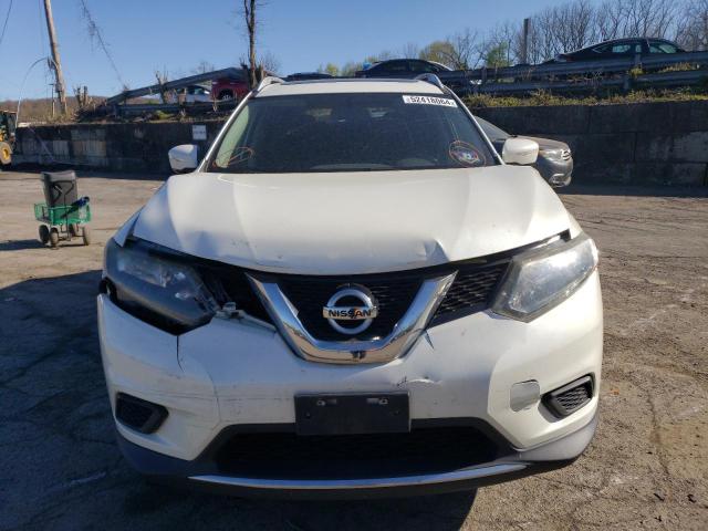 5N1AT2MV9FC840617 - 2015 NISSAN ROGUE S WHITE photo 5