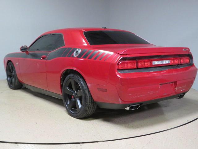 2C3CDYCJ1CH121032 - 2012 DODGE CHALLENGER SRT-8 RED photo 3