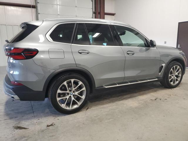 5UX13EU0XR9T69135 - 2024 BMW X5 SDRIVE 40I GRAY photo 3