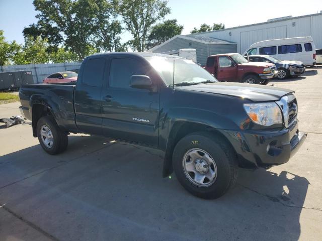 5TFTU4GN7BX001215 - 2011 TOYOTA TACOMA PRERUNNER ACCESS CAB BLACK photo 4