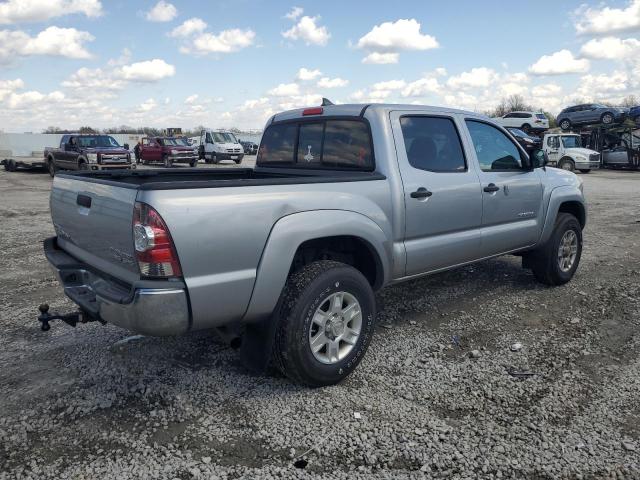 5TFJU4GN9EX057703 - 2014 TOYOTA TACOMA DOUBLE CAB PRERUNNER SILVER photo 3
