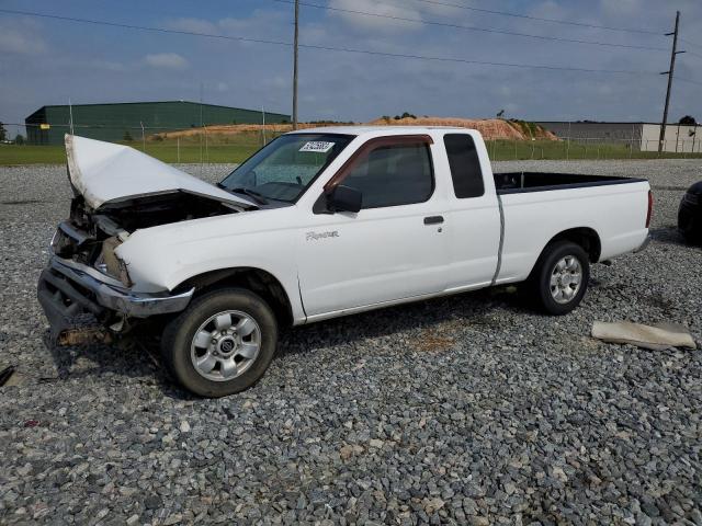 1N6DD26S2YC426483 - 2000 NISSAN FRONTIER KING CAB XE WHITE photo 1