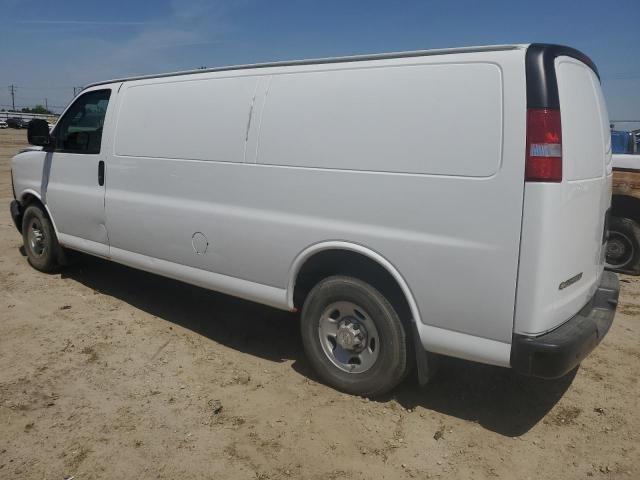 1GCZGHFG0H1218158 - 2017 CHEVROLET EXPRESS G3 WHITE photo 2