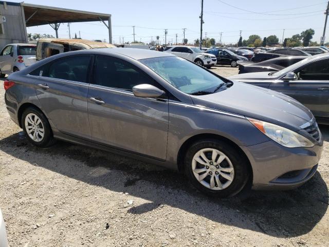 5NPEB4AC7BH261390 - 2011 HYUNDAI SONATA GLS GRAY photo 4