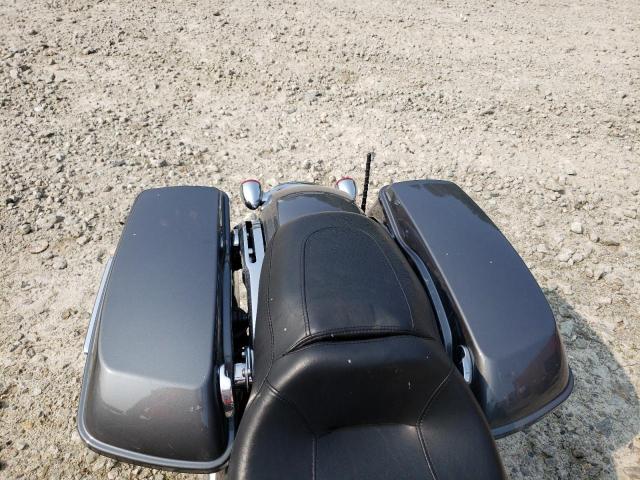 1HD1KHC17MB674690 - 2021 HARLEY-DAVIDSON FLTRX 灰色 照片 6