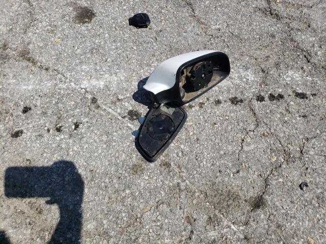 1G1ZC5E04CF328018 - 2012 CHEVROLET MALIBU 1LT WHITE photo 12