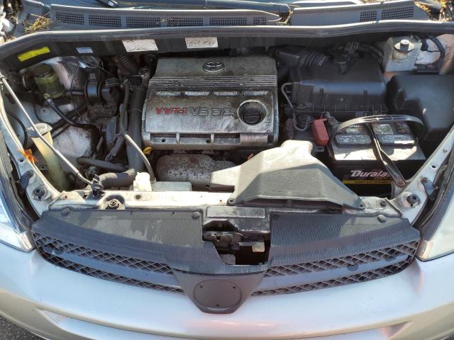 5TDZA22C54S002532 - 2004 TOYOTA SIENNA XLE SILVER photo 12