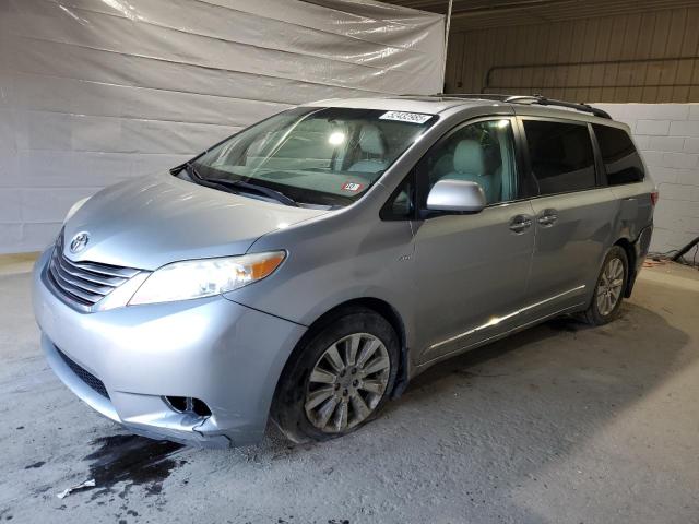 2016 TOYOTA SIENNA XLE, null