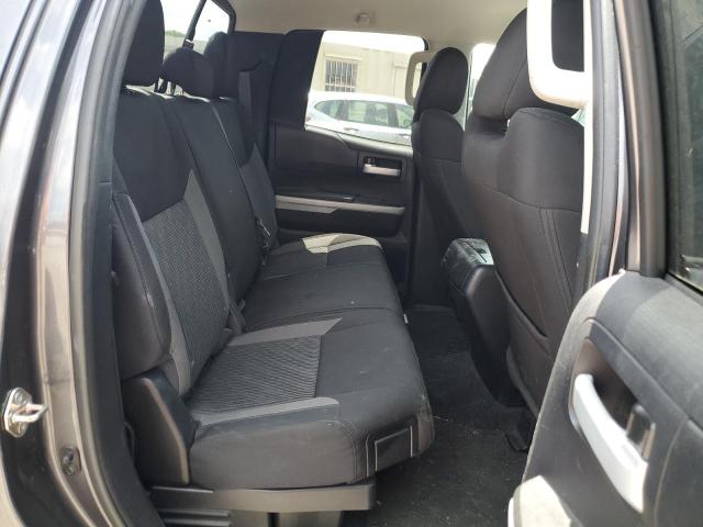 5TFRW5F18GX207515 - 2016 TOYOTA TUNDRA DOUBLE CAB SR/SR5 GRAY photo 10