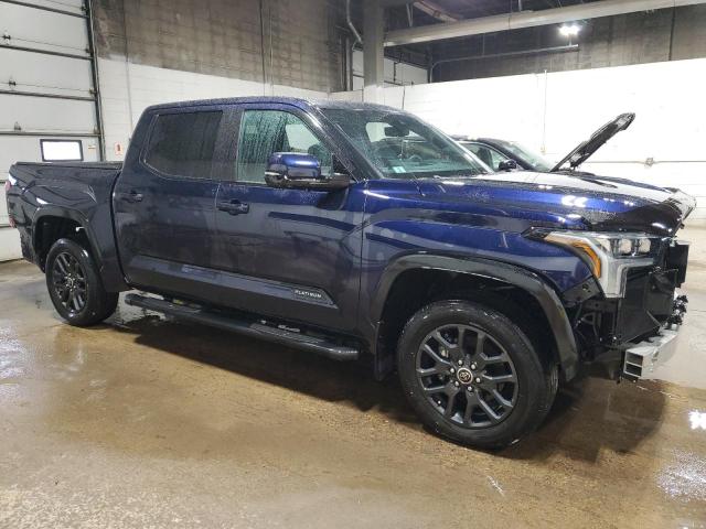 5TFNA5DB4NX010864 - 2022 TOYOTA TUNDRA CREWMAX PLATINUM 蓝色 照片 4