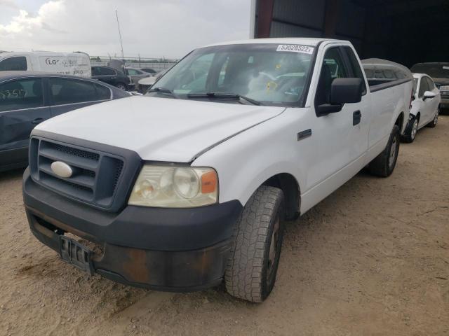 1FTRF12296NB00930 - 2006 FORD F150 WHITE photo 2