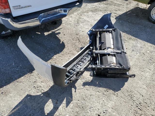 5TDJKRFH1FS098090 - 2015 TOYOTA HIGHLANDER XLE WHITE photo 13