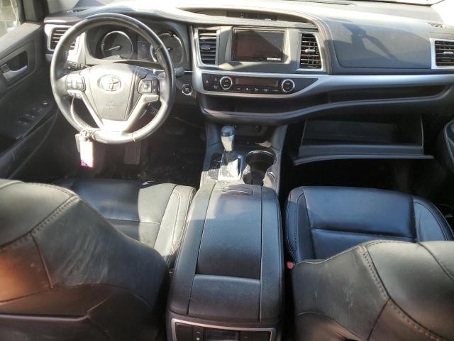 5TDJKRFH1FS098090 - 2015 TOYOTA HIGHLANDER XLE WHITE photo 8