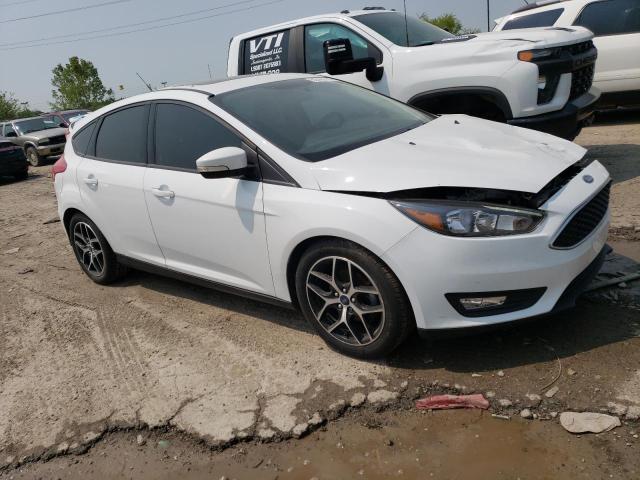 1FADP3M21JL314949 - 2018 FORD FOCUS SEL WHITE photo 4