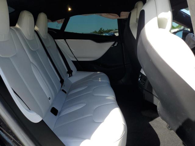 5YJSA1E2XHF198749 - 2017 TESLA MODEL S BLACK photo 11