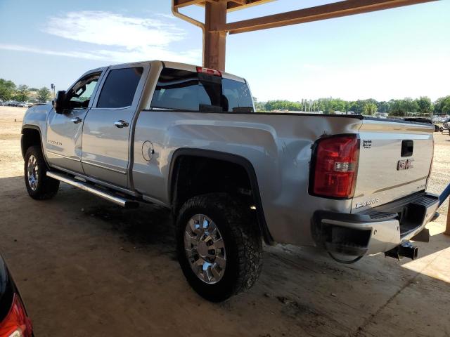 1GT12UEY1JF141503 - 2018 GMC SIERRA K2500 DENALI SILVER photo 2