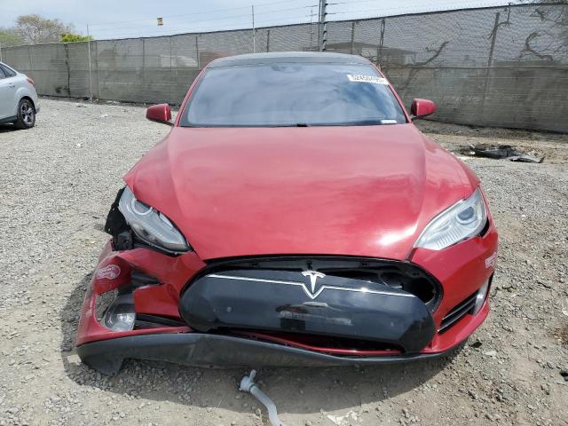 5YJSA1E42GF127593 - 2016 TESLA MODEL S RED photo 5