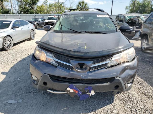 JTMRFREV9FJ020636 - 2015 TOYOTA RAV4 XLE GRAY photo 5