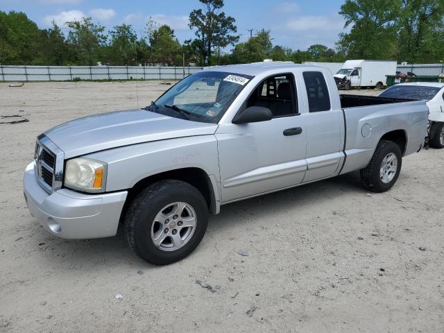 2005 DODGE DAKOTA SLT, 