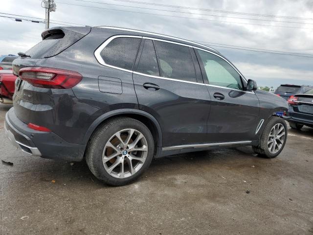 5UXCR6C08M9E80471 - 2021 BMW X5 XDRIVE40I GRAY photo 3