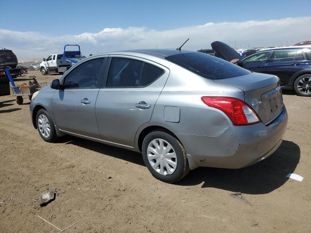 3N1CN7AP9CL890432 - 2012 NISSAN VERSA S GRAY photo 2