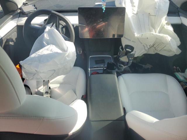 7SAYGDEE6RA259956 - 2024 TESLA MODEL Y WHITE photo 8