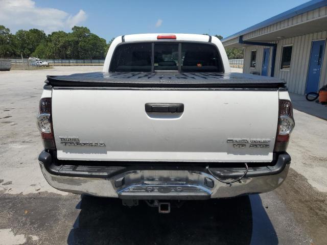 5TFJU4GN7BX005434 - 2011 TOYOTA TACOMA DOUBLE CAB PRERUNNER WHITE photo 6