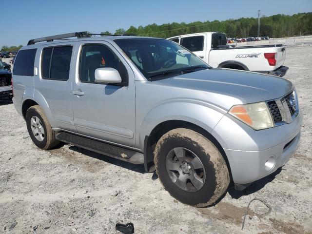 5N1AR18U25C741095 - 2005 NISSAN PATHFINDER LE 银色 照片 4