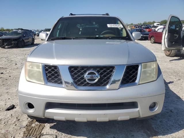 5N1AR18U25C741095 - 2005 NISSAN PATHFINDER LE 银色 照片 5