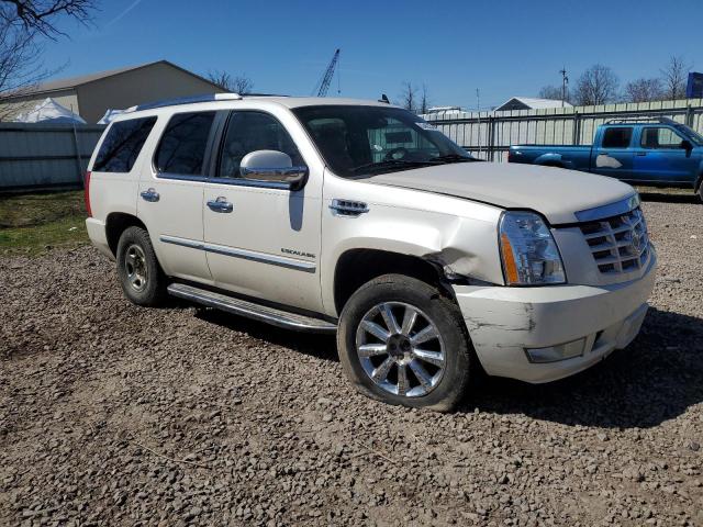 1GYS4BEF3BR219744 - 2011 CADILLAC ESCALADE LUXURY WHITE photo 4