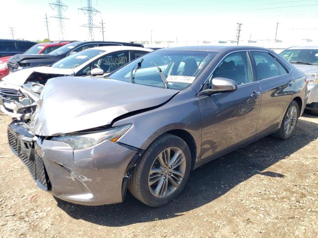 4T1BF1FK0HU430925 - 2017 TOYOTA CAMRY LE GRAY photo 1