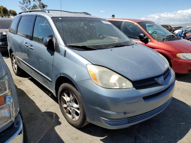 5TDBA23C74S028422 - 2004 TOYOTA SIENNA LE BLUE photo 4