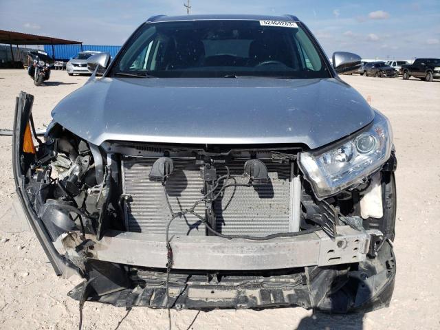 5TDJZRFH6JS838057 - 2018 TOYOTA HIGHLANDER SE SILVER photo 5